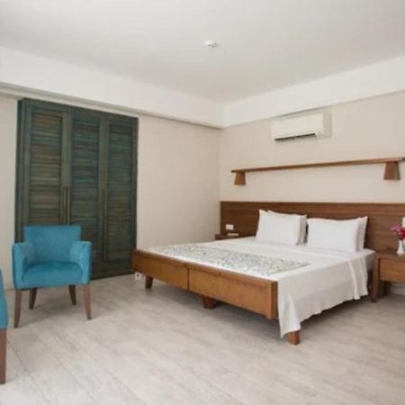 Dedeminn Marina Hotel Гёчек Экстерьер фото