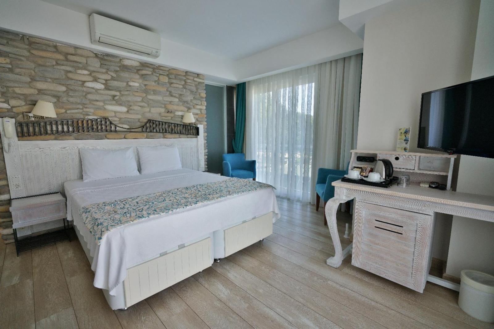 Dedeminn Marina Hotel Гёчек Экстерьер фото