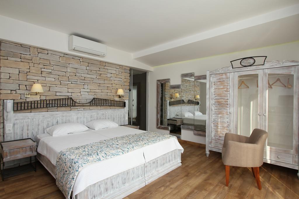 Dedeminn Marina Hotel Гёчек Экстерьер фото